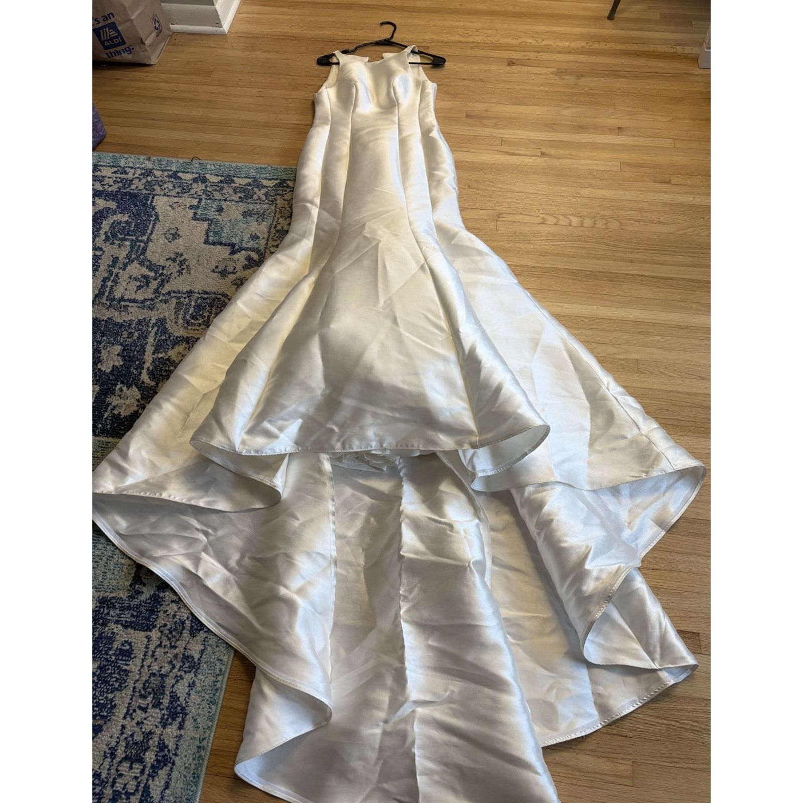 & Other Stories Simply Classic Wedding Dress Size 10 - Brilliant Bridal Size L / US 10 / IT 46 - 11 Thumbnail