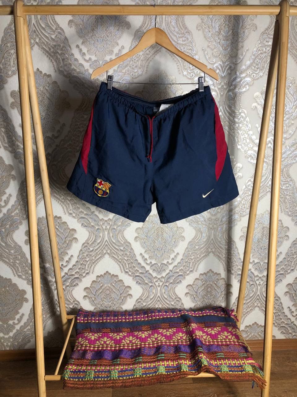 Nike VINTAGE NIKE FC BARCELONA SPAIN SOCCER JERSEY RETRO Y2K 90s Size US M / EU 48-50 / 2 - 1 Thumbnail