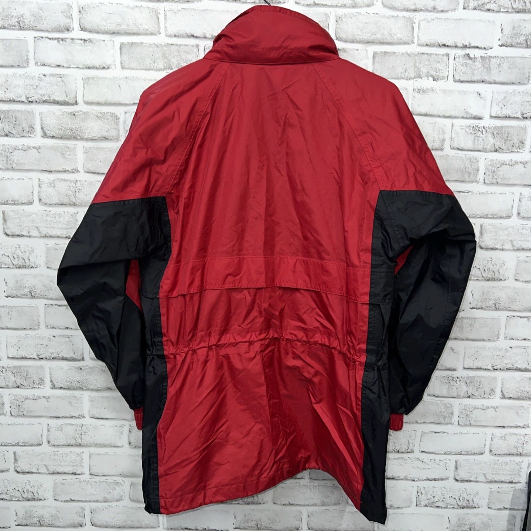 Helly Hansen Helly Hansen Jacket Mens Size S Red Full Zip Nylon Windbreaker Size US S / EU 44-46 / 1 - 4 Thumbnail