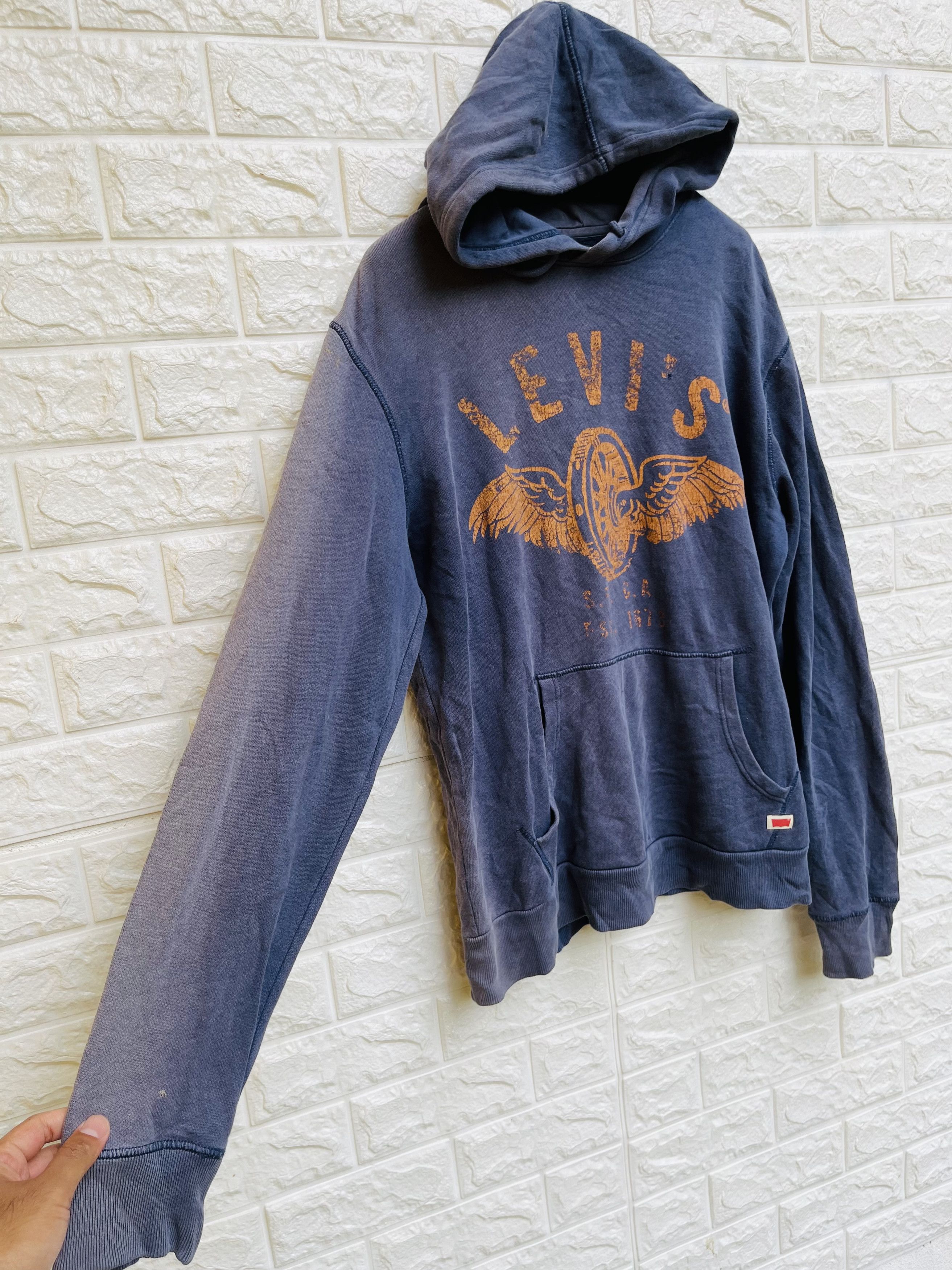 Levi's Vintage Clothing × Vintage Vintage Levis Wing Big Logo Designed Fashion Style Size US L / EU 52-54 / 3 - 4 Thumbnail