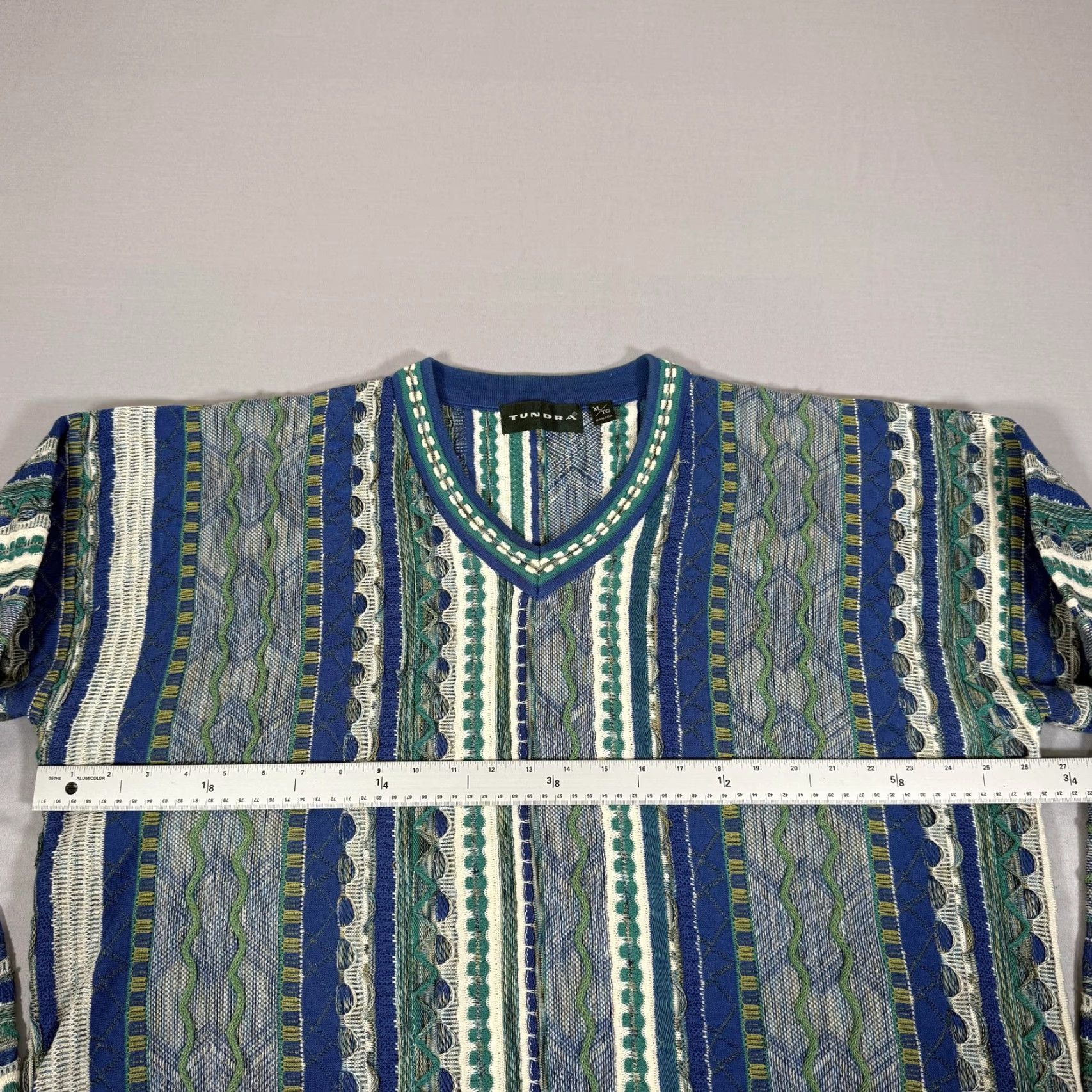 Vintage VINTAGE Tundra Sweater Mens XL Blue Green 3D Knit V-Neck Cotton Canada Hip Hop Pullover Size US XL / EU 56 / 4 - 5 Thumbnail