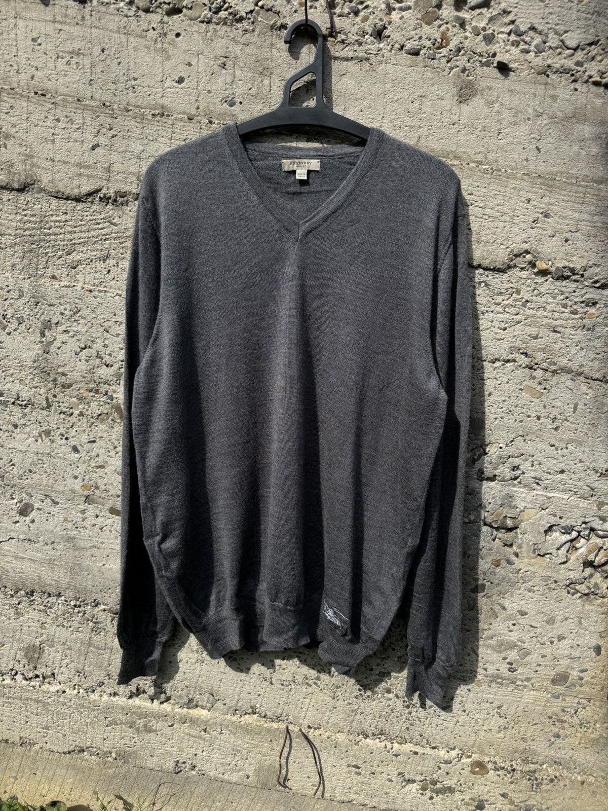 Burberry Vintage Burberry V-Neck Wool Sweater Size US XL / EU 56 / 4 - 3 Thumbnail