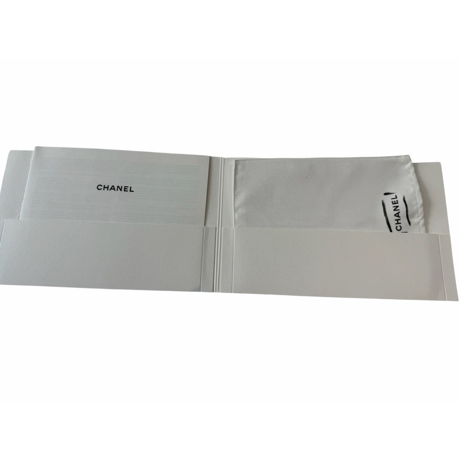Chanel Chanel medium 19 flap bag white lambskin gold & silver tone Size ONE SIZE - 11 Thumbnail