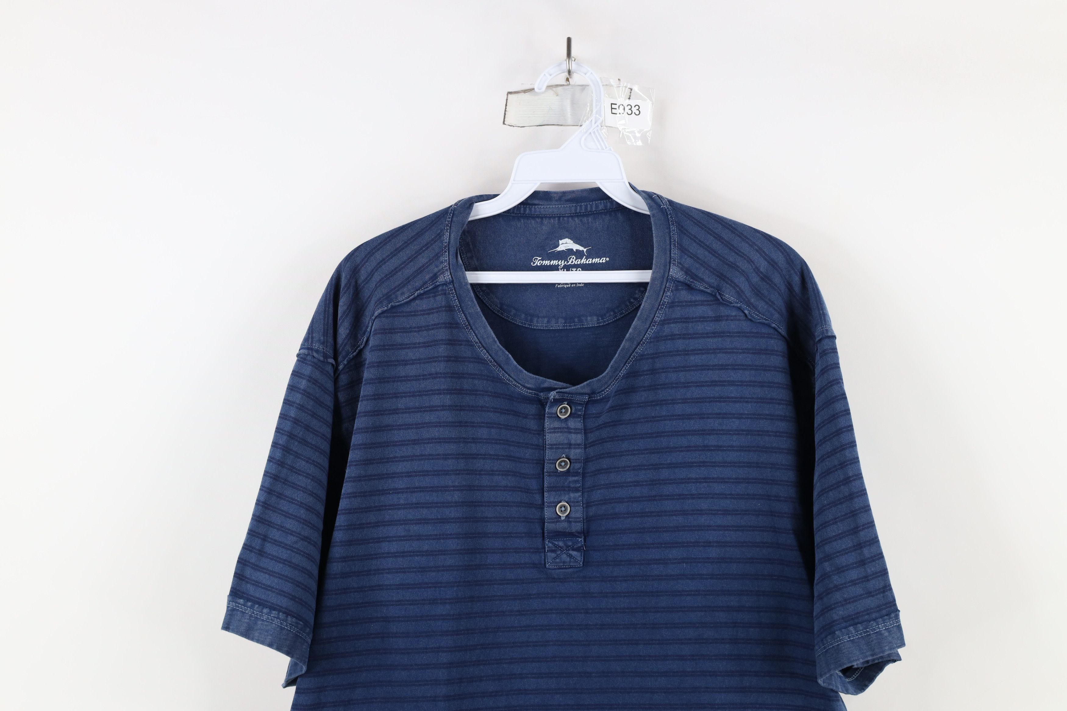 Tommy Bahama × Vintage Tommy Bahama Stonewash Short Sleeve Henley T-Shirt Blue Size US XL / EU 56 / 4 - 2 Thumbnail