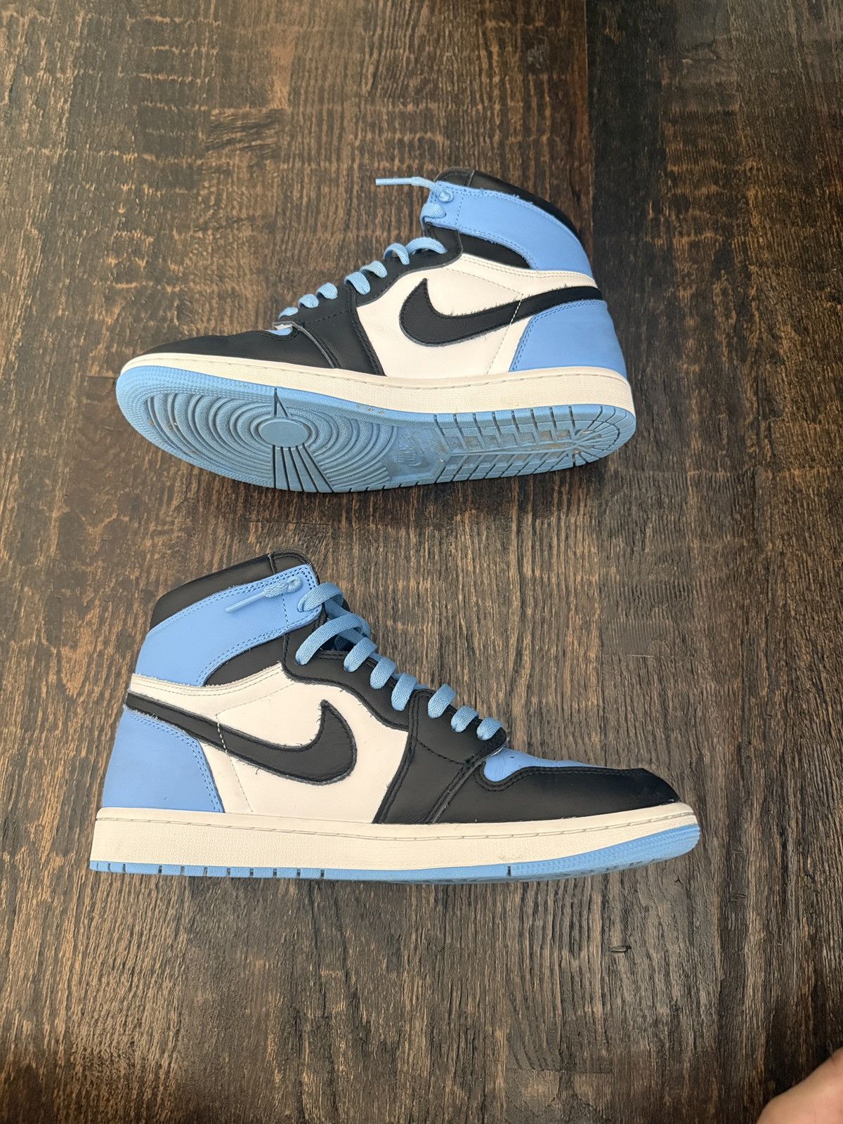 Jordan Brand Jordan 1 High UNC Size US 10 / EU 43 - 3 Thumbnail