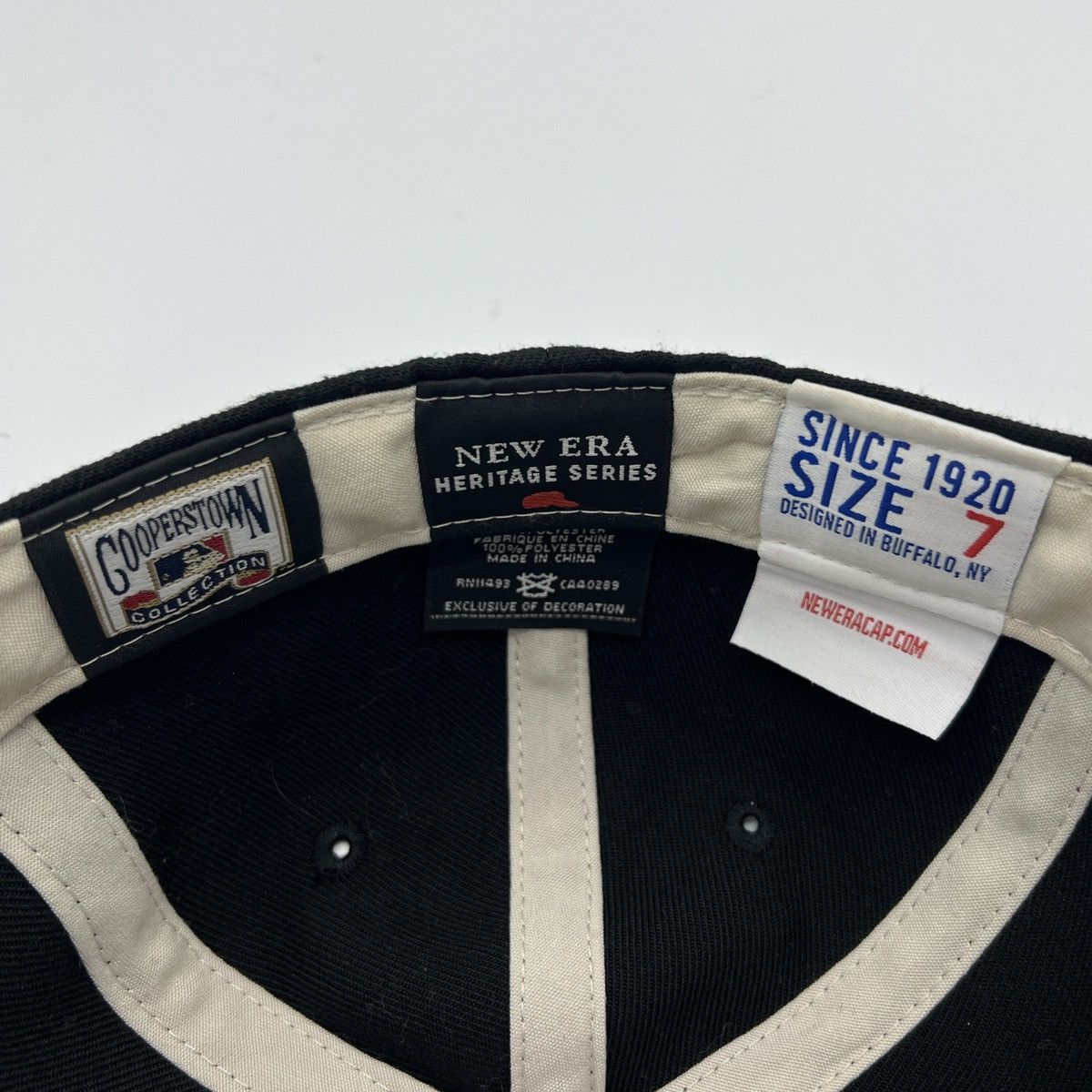 MLB × New Era × Vintage Baltimore ORIOLES Baseball Hat Signed by THE BIRD Mascot - 7 Size ONE SIZE - 7 Thumbnail