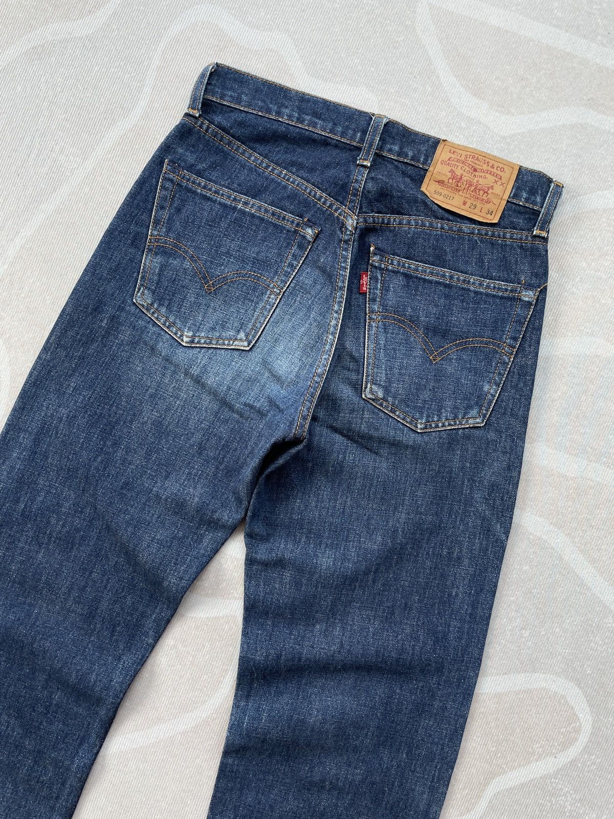 Levi's Vintage Levis 509 Jeans (LG133) Size US 28 / EU 44 - 9 Thumbnail
