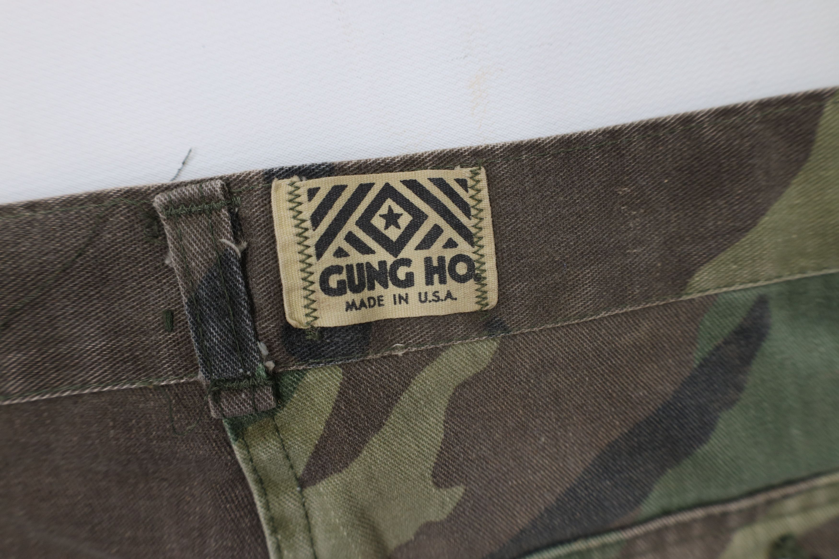Vintage Vintage 70s Streetwear Cut Off Camouflage Cargo Shorts USA Size 26" / US 2 / IT 38 - 11 Thumbnail