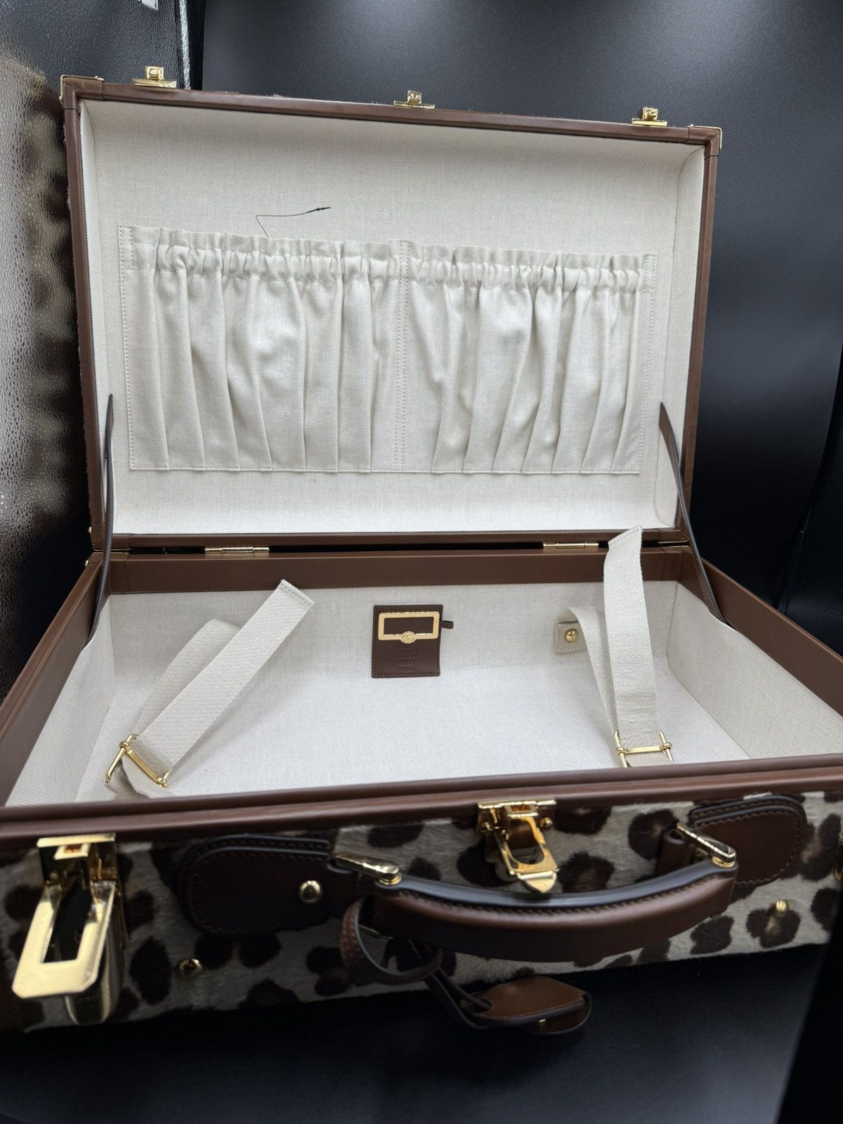 Gucci GUCCI HARRY STYLES HA HA HA RIGID SUITCASE IN NEUTRAL NWT Size ONE SIZE - 9 Thumbnail