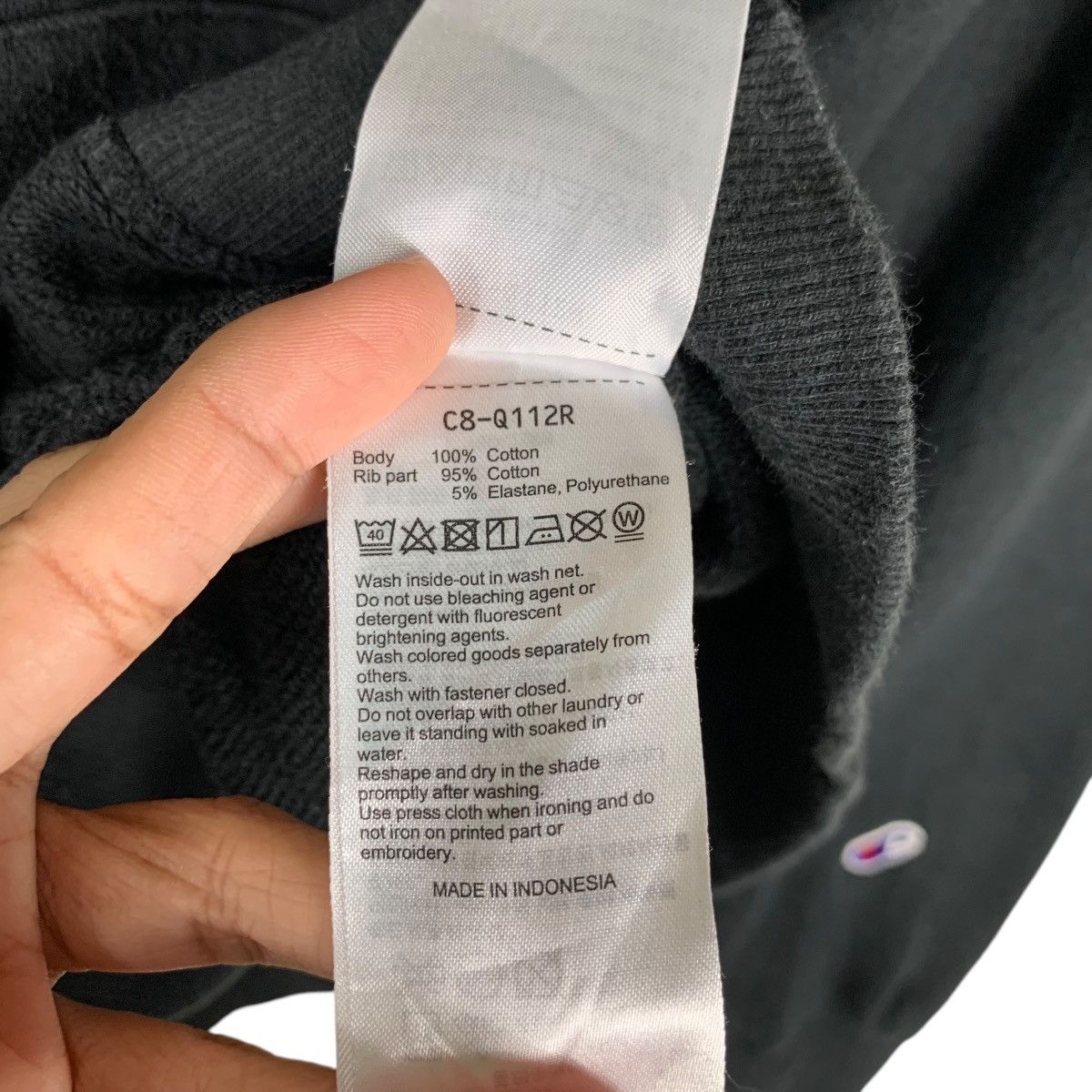 Champion CHAMPION Black Plain Pullover Hoodies Sweatshirt #1434-C65 Size US XL / EU 56 / 4 - 16 Thumbnail