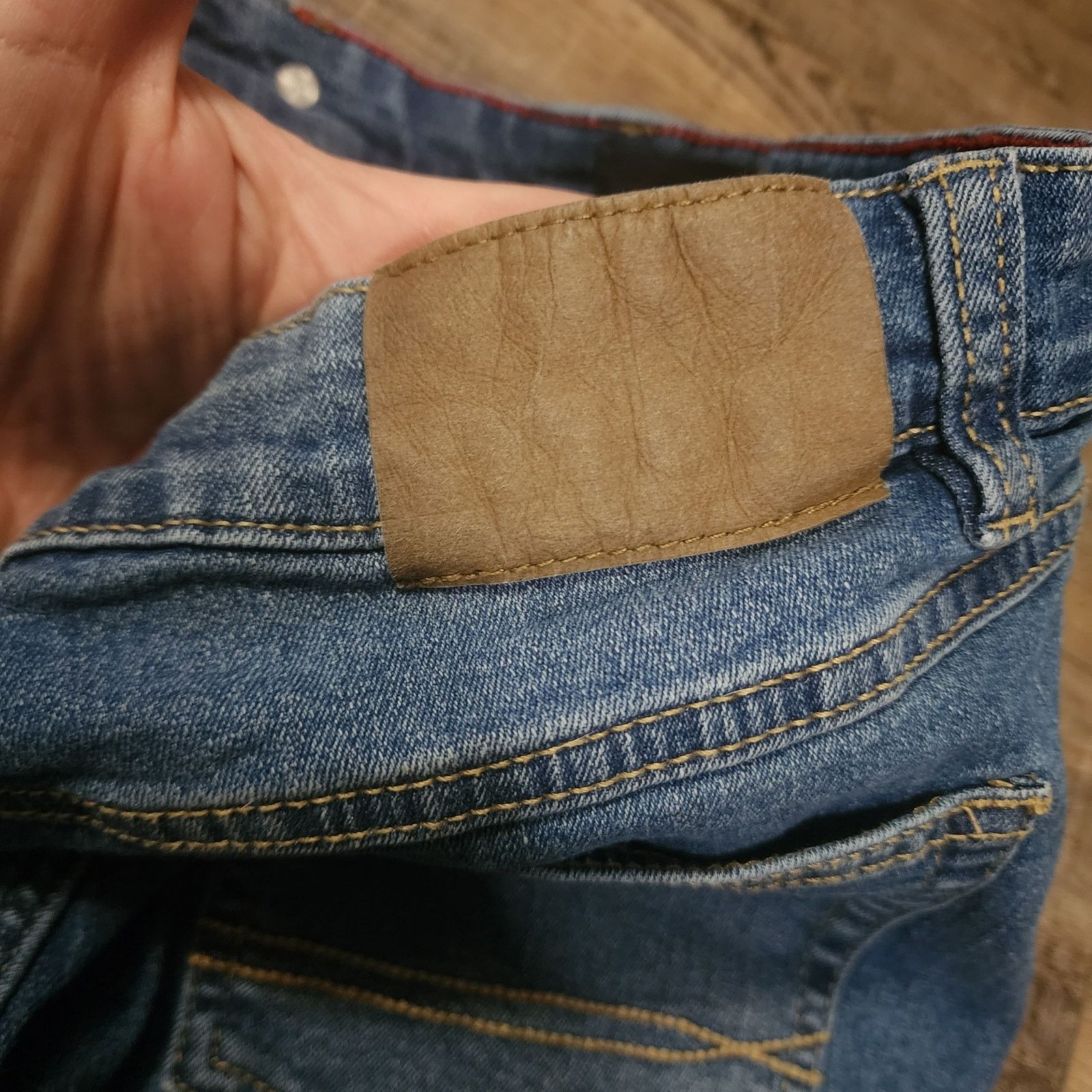 Tommy Hilfiger Tommy Hilfiger Y2K VTG denim shorts patches Size 18 2316 Size US 28 / EU 44 - 4 Thumbnail