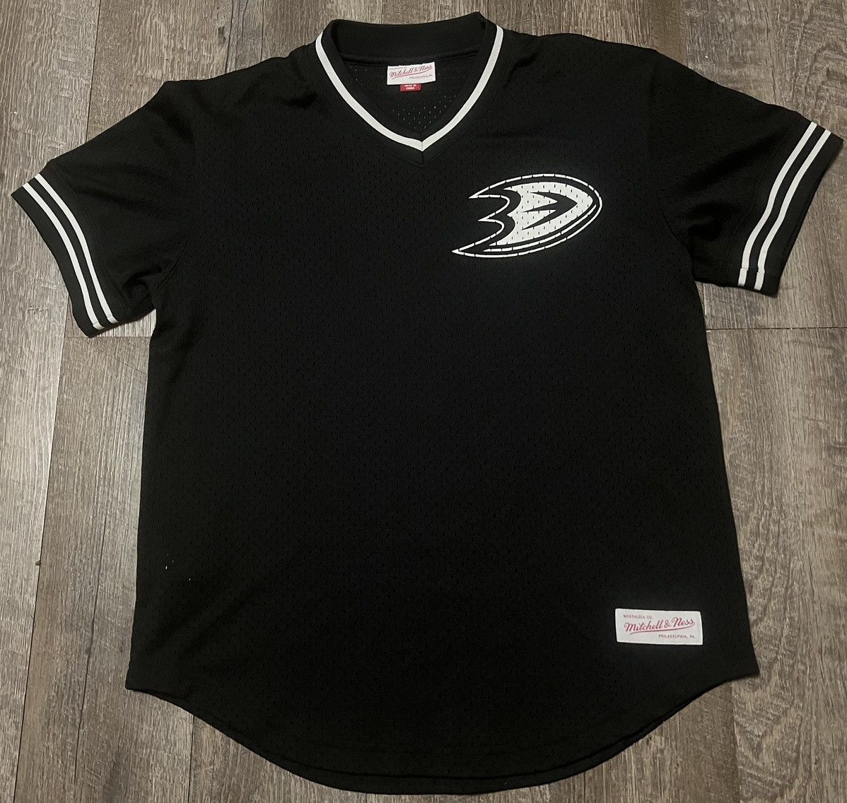 Mitchell & Ness Mitchell Ness Anaheim Ducks Jersey size Medium Size US M / EU 48-50 / 2 - 1 Thumbnail