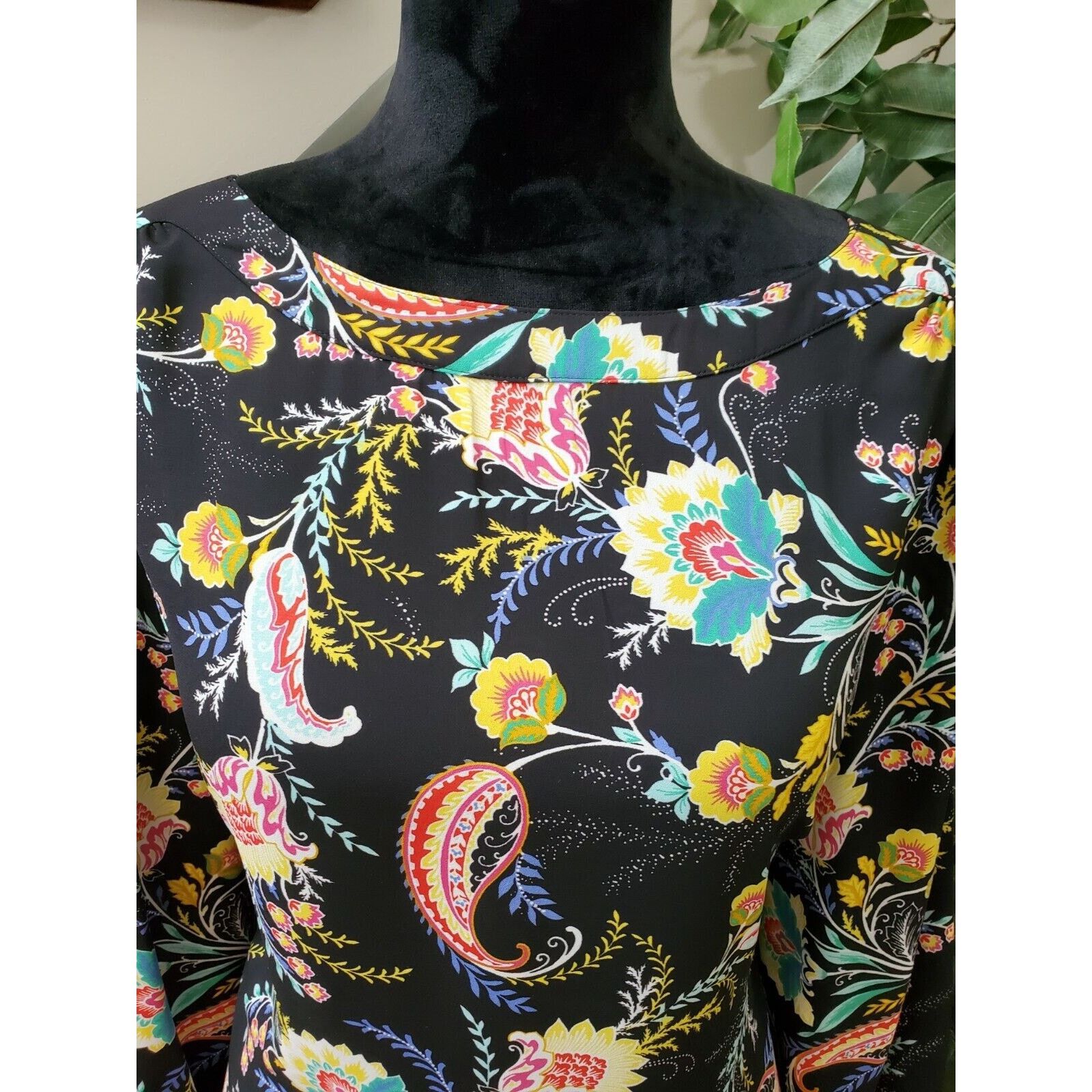 Loft Loft Floral Polyester Round Neck Long Sleeve Blouse Size M Size M / US 6-8 / IT 42-44 - 3 Thumbnail