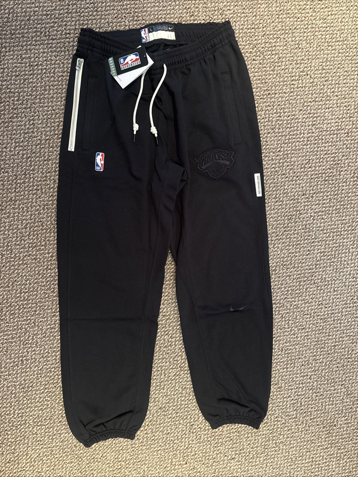 NBA NY Knicks Mens Dri Fit sweatpants size large. Size US L / EU 52-54 / 3 - 2 Thumbnail