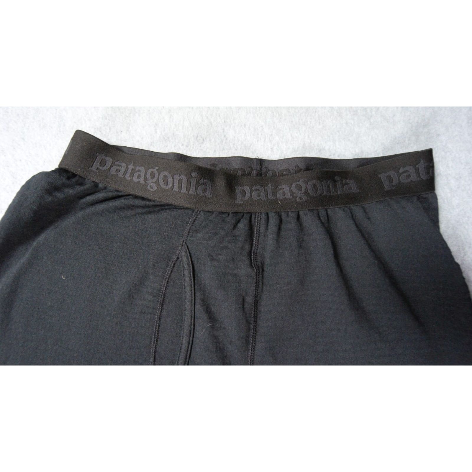 Patagonia Patagonia Pants Mens XS Black Capilene BaseLayer Thermal Weight Polartec Shirt Category Pants XS Black Capilene BaseLayer Thermal Weight Polartec Mens Size US 27 - 3 Thumbnail
