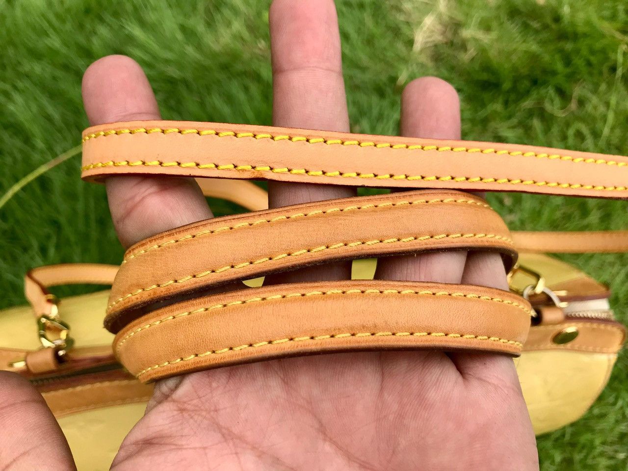 Louis Vuitton Authentic Louis Vuitton Monogram Vernis Leather Brea MM Bag Size ONE SIZE - 15 Thumbnail