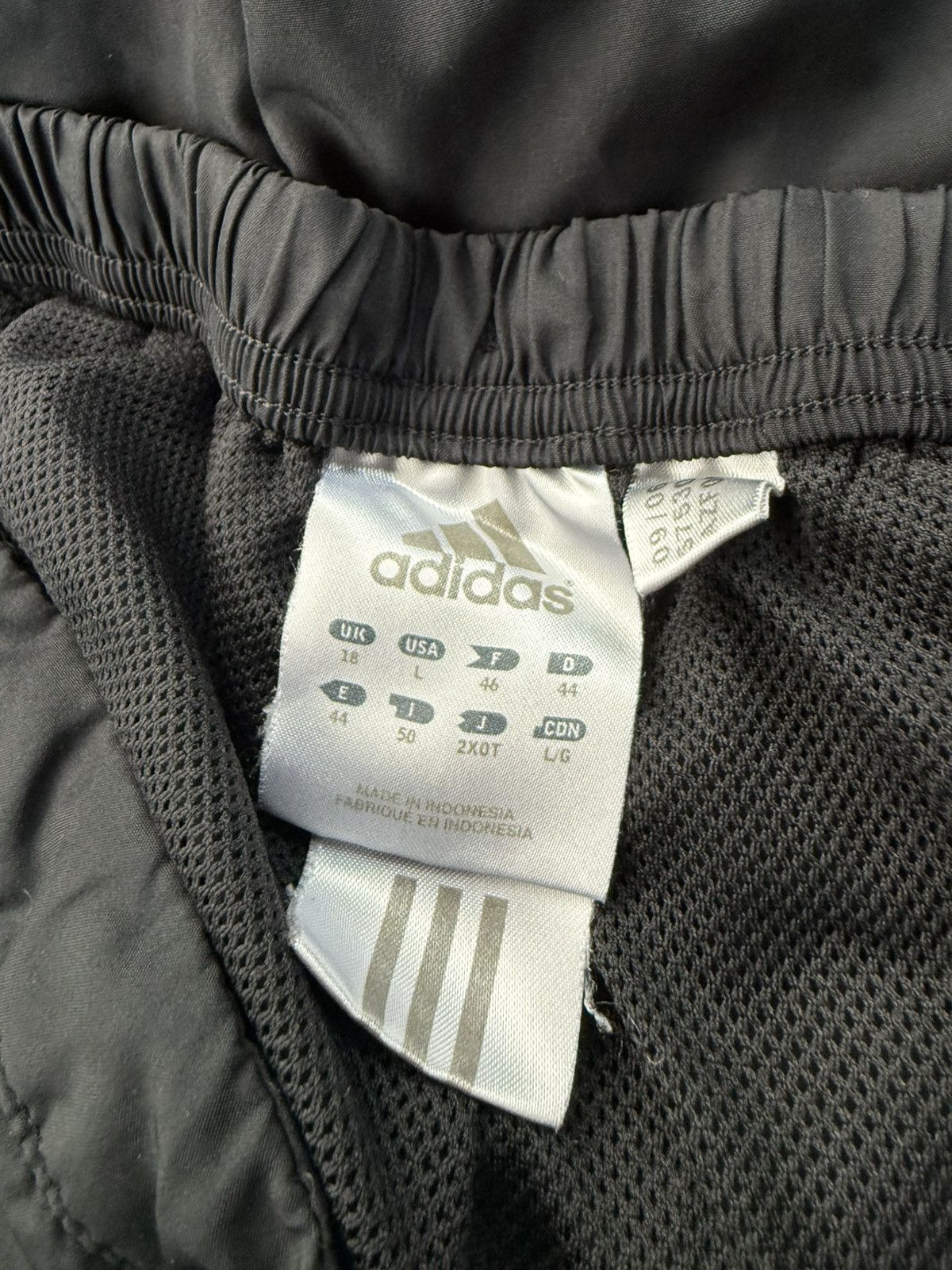 Adidas Adidas Track Pants Size US 35 - 4 Thumbnail