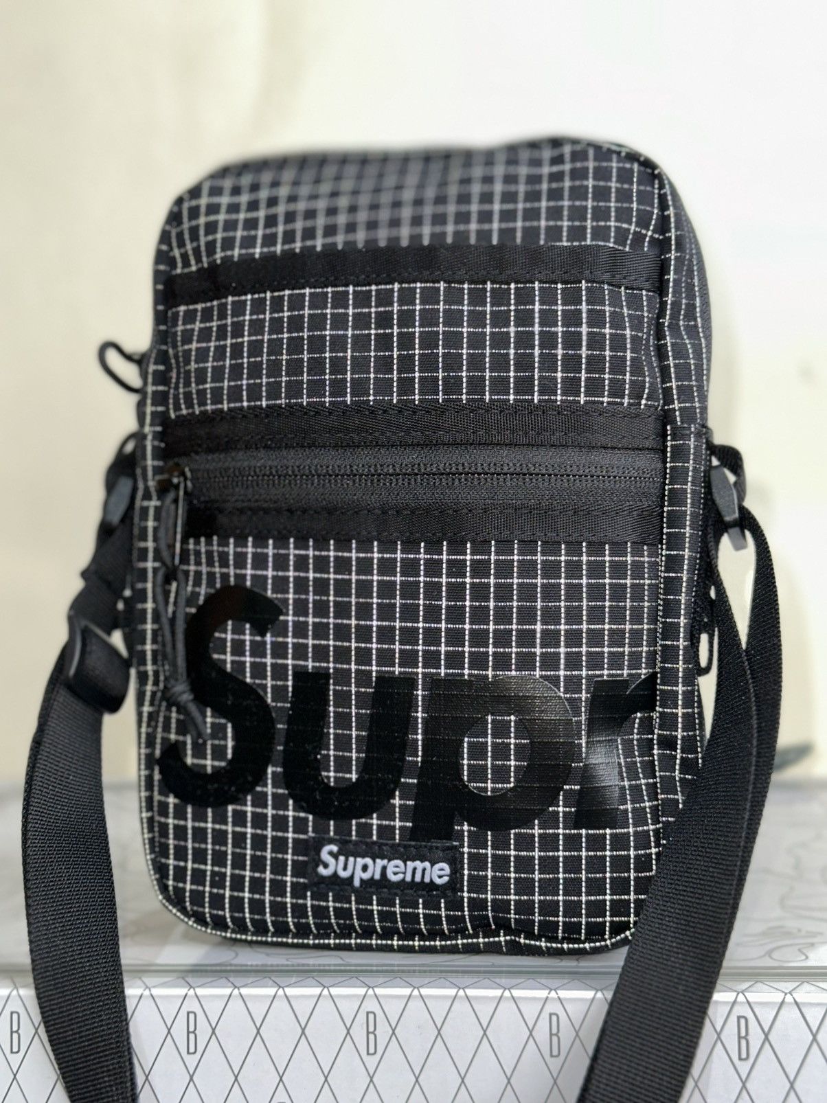 Supreme SUPREME SS24 Shoulder bag 3M Reflective Size ONE SIZE - 8 Thumbnail