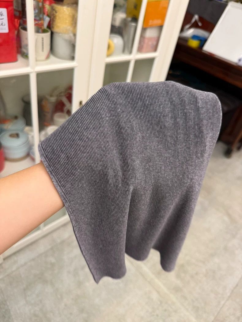 Issey Miyake Issey Miyake size:3 Dark grey pleated high-necked T-shirt Size XS / US 0-2 / IT 36-38 - 6 Thumbnail