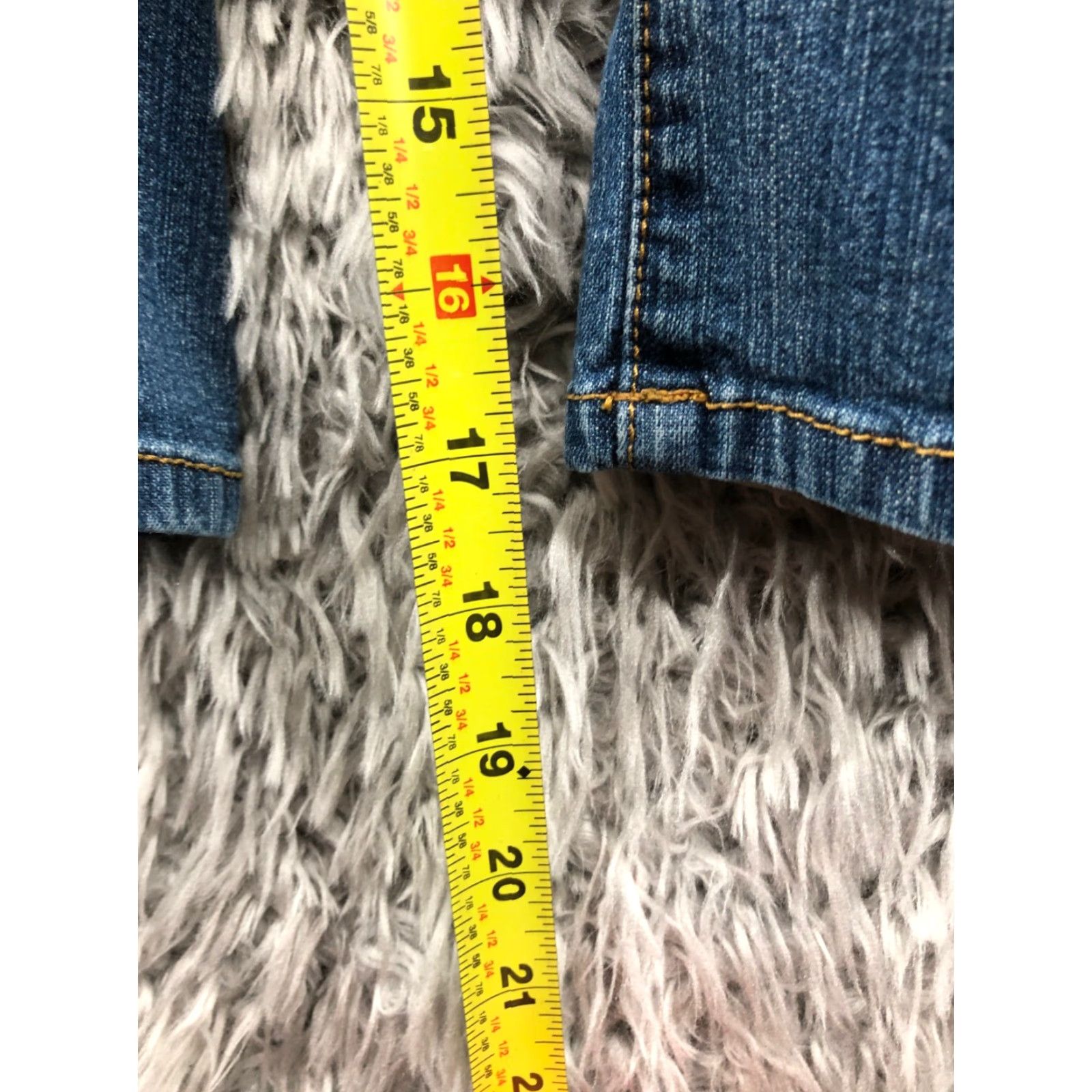 Mossimo Mossimo Jeans Capri Size 11 Juniors Mid Rise Dark Wash Blue Denim Size 32" / US 10 / IT 46 - 3 Thumbnail