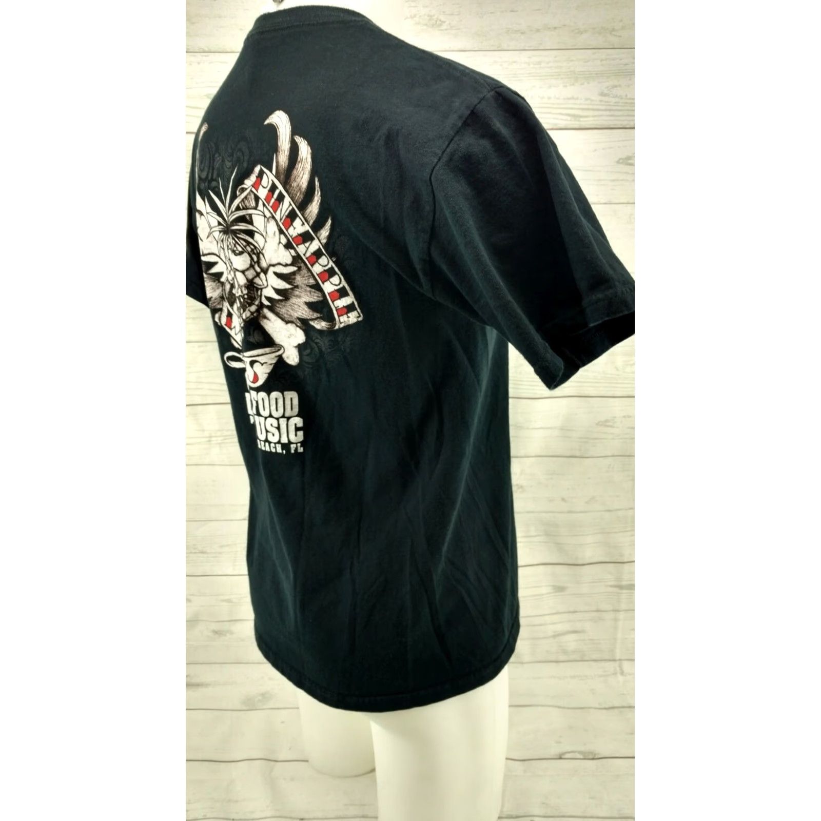 Vintage Pineapple Willy's Panama City Beach Short Sleeve T Shirt Jolly Roger Medium Mens Crew Neck Black Vintage: No (adjusted for clarity) Size US M / EU 48-50 / 2 - 6 Thumbnail