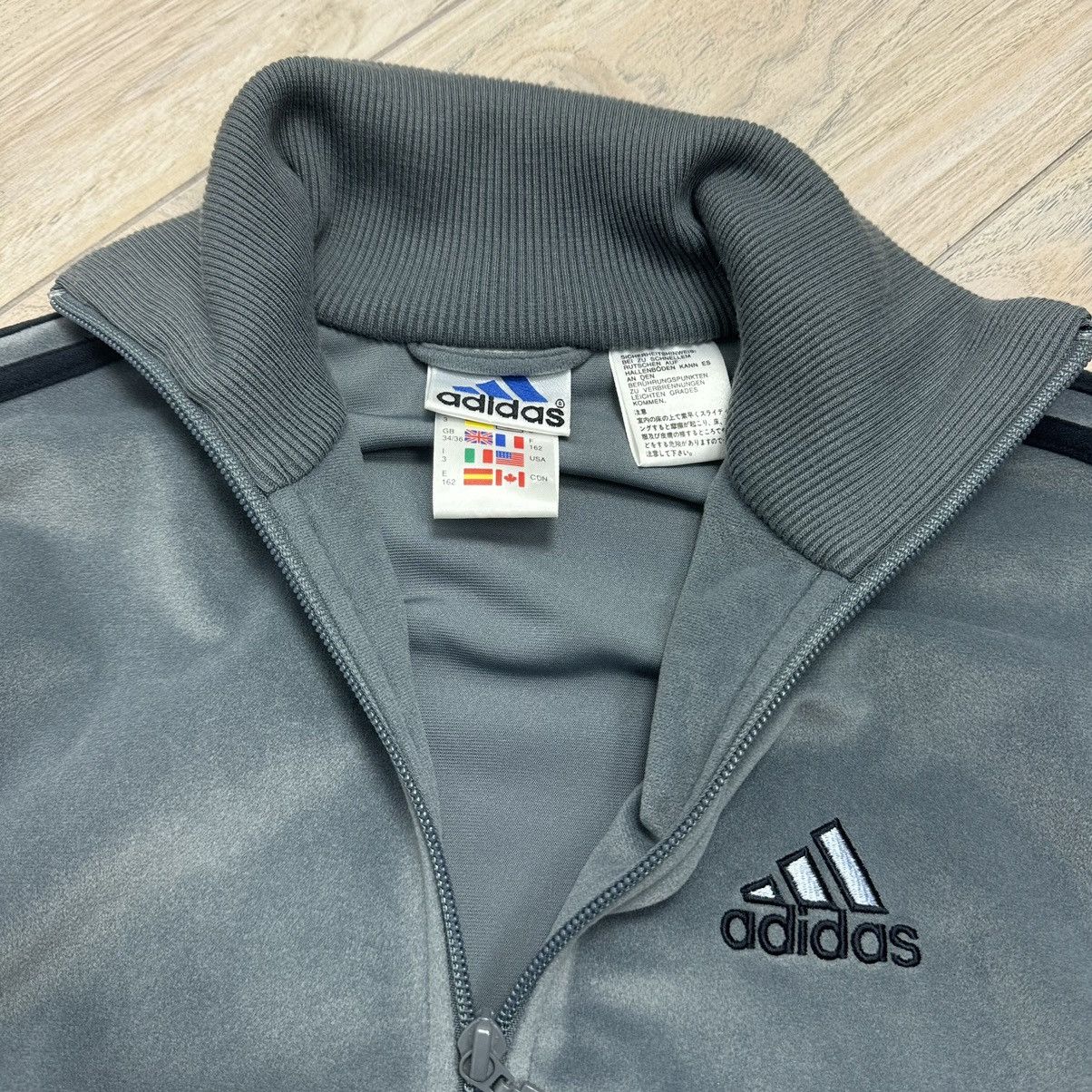 Adidas Vintage Y2K Adidas Rare Velour Grey Zip Up Track Jacket Size US S / EU 44-46 / 1 - 8 Thumbnail