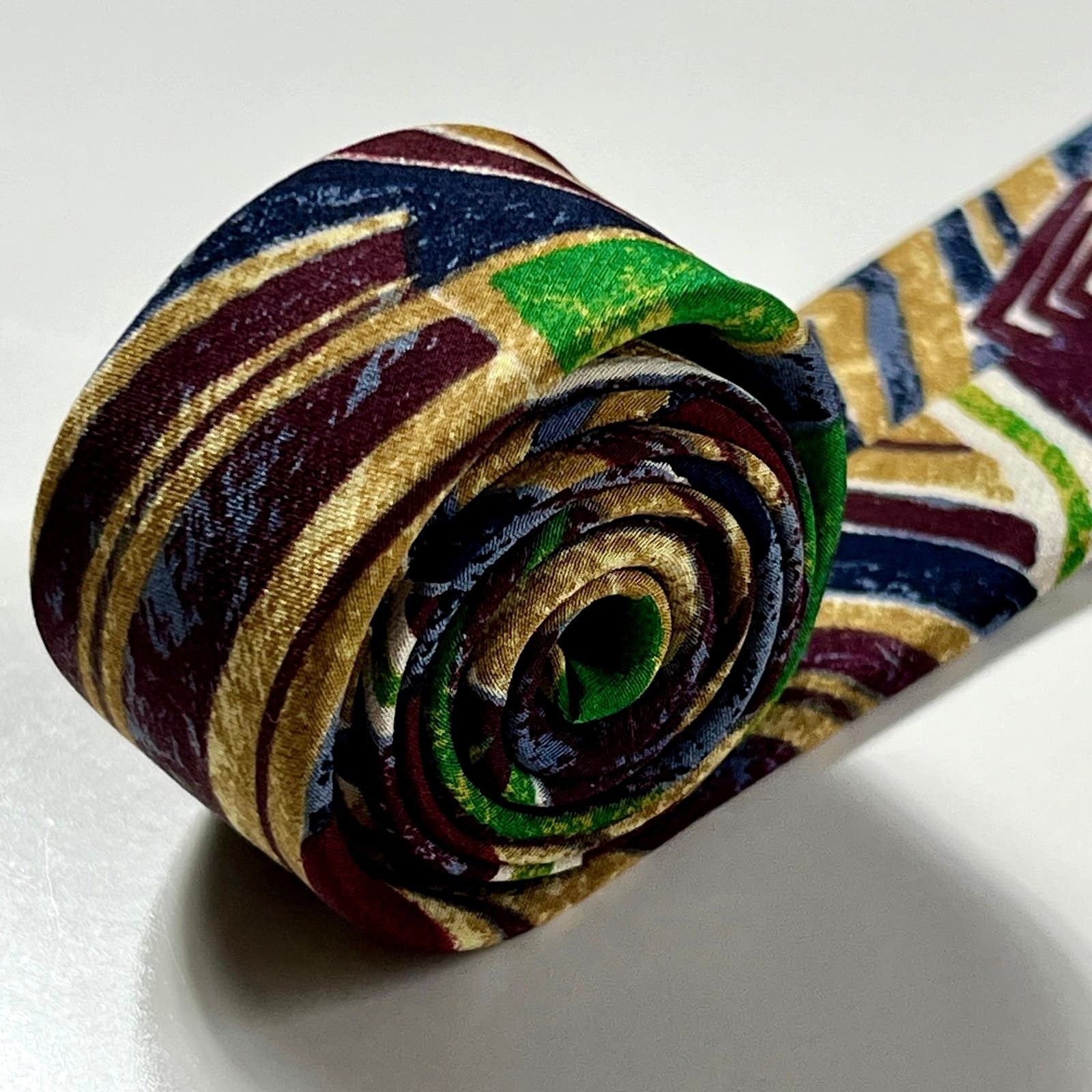 Pierre Balmain Pierre Balmain Men's Tie Blue Red 100% Silk Made In Italy Size ONE SIZE - 7 Thumbnail