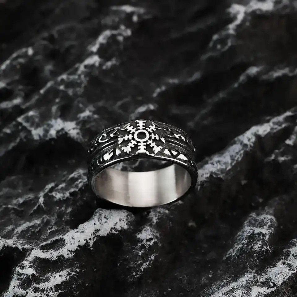 Jewelry Viking Compass Rune Stainless Steel Snowflake Men's Ring Size ONE SIZE - 1 Thumbnail