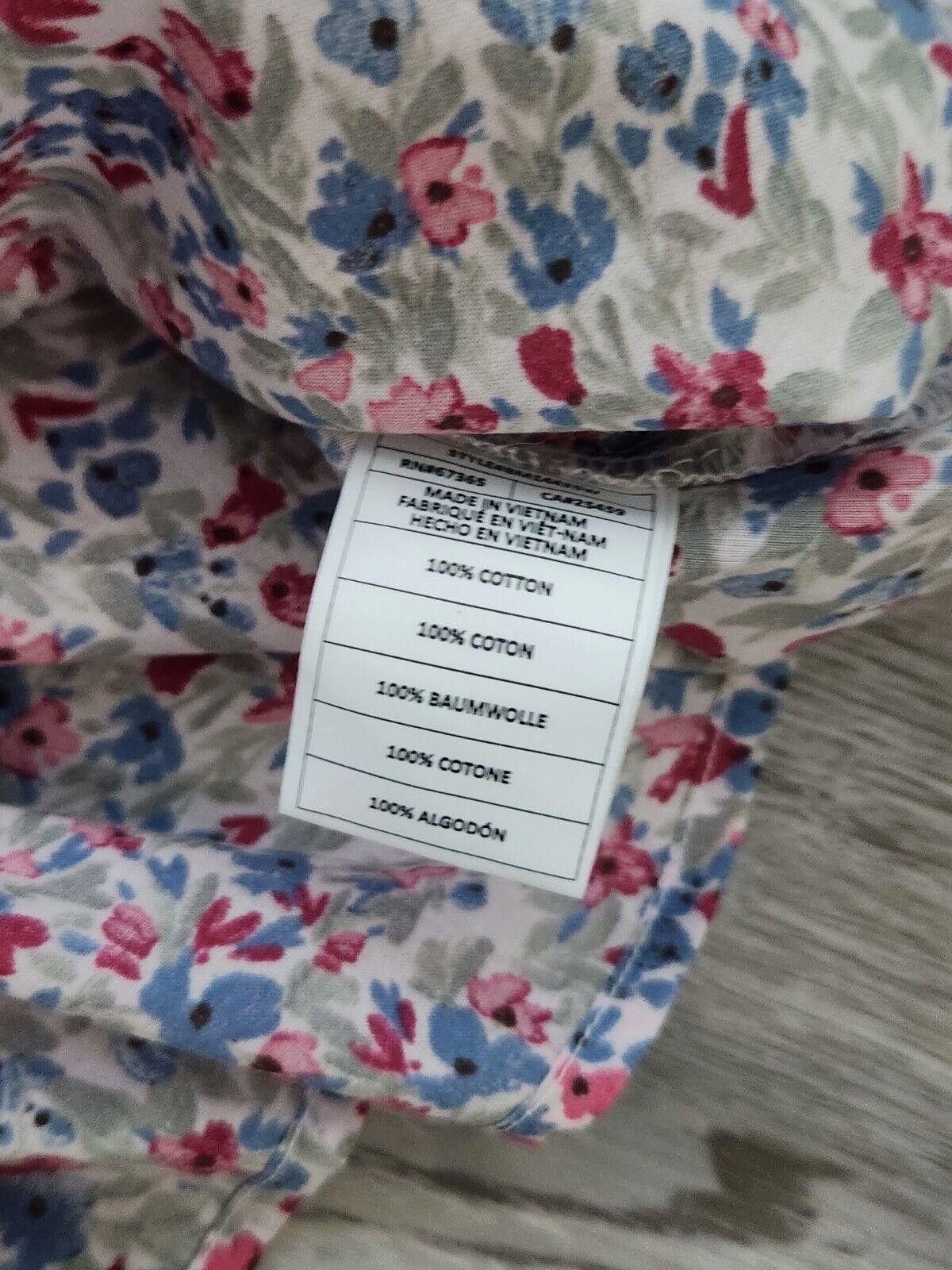 Designer Bb Dakota Steve Madden Top Small Floral V Neck NWT Size M / US 6-8 / IT 42-44 - 5 Thumbnail