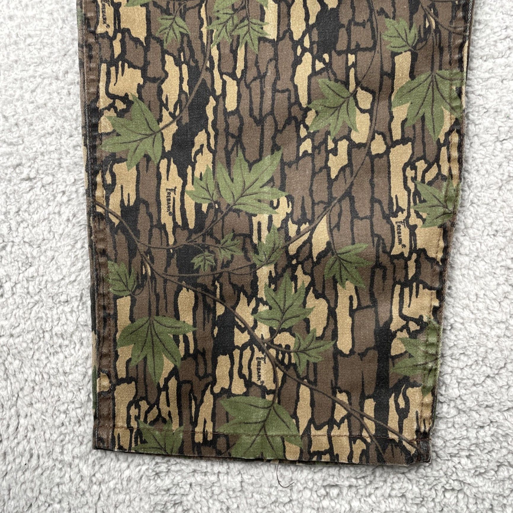 Vintage Winchester Camouflage Cargo Pants Trebark Mens 38 Brown Green EUC Cargo Pants Camouflage Trebark Pattern Size US 38 / EU 54 - 6 Thumbnail