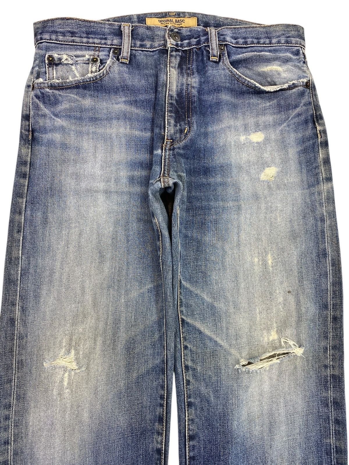 Uniqlo Uniqlo Faded Wash Ripped Style Straight Leg Jeans Size US 32 / EU 48 - 2 Thumbnail