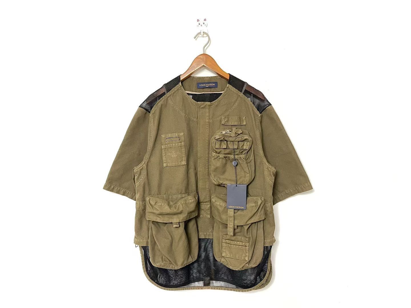 Louis Vuitton Louis Vuitton Cargo Green Light Jacket m Men Size US M / EU 48-50 / 2 - 1 Thumbnail