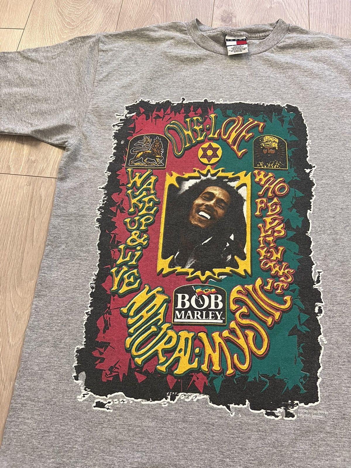 Tommy Hilfiger × Vintage Vintage Bob Marley Tommy Hilfiger T Shirt 2001 Y2K USA Made Size US XL / EU 56 / 4 - 1 Thumbnail