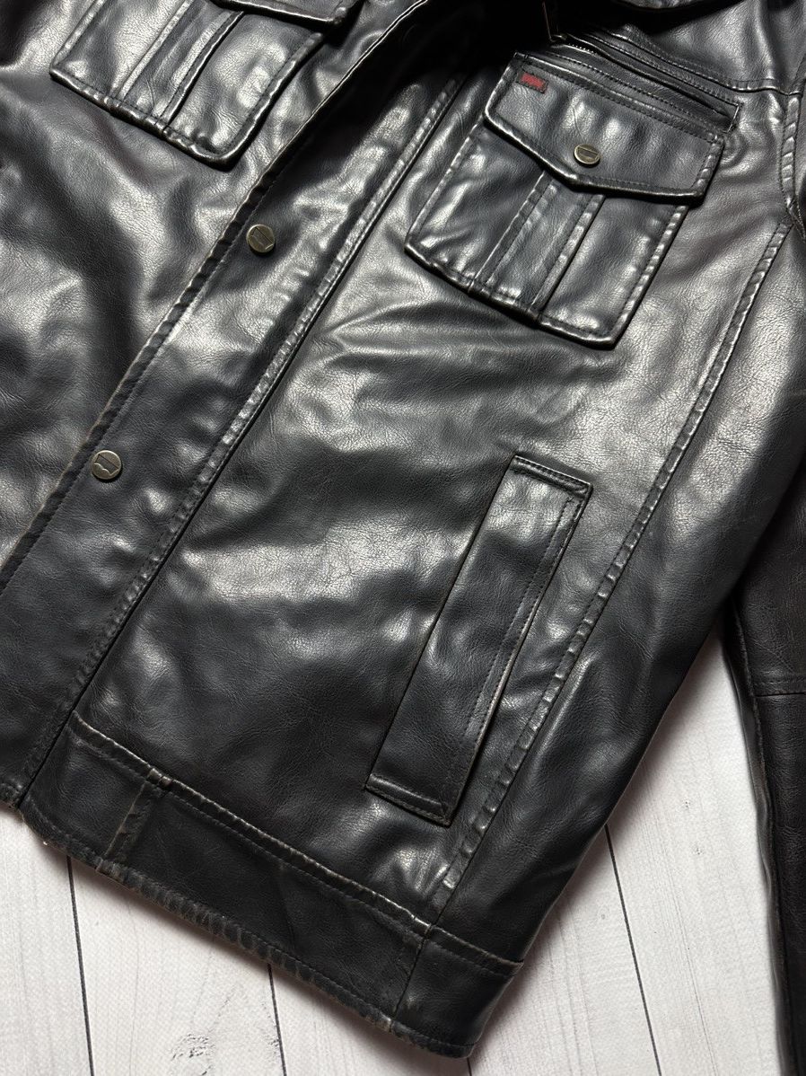 Levi's Vintage Clothing × Vintage Vintage Levi’s Leather Jacket size L logo Size US L / EU 52-54 / 3 - 3 Thumbnail