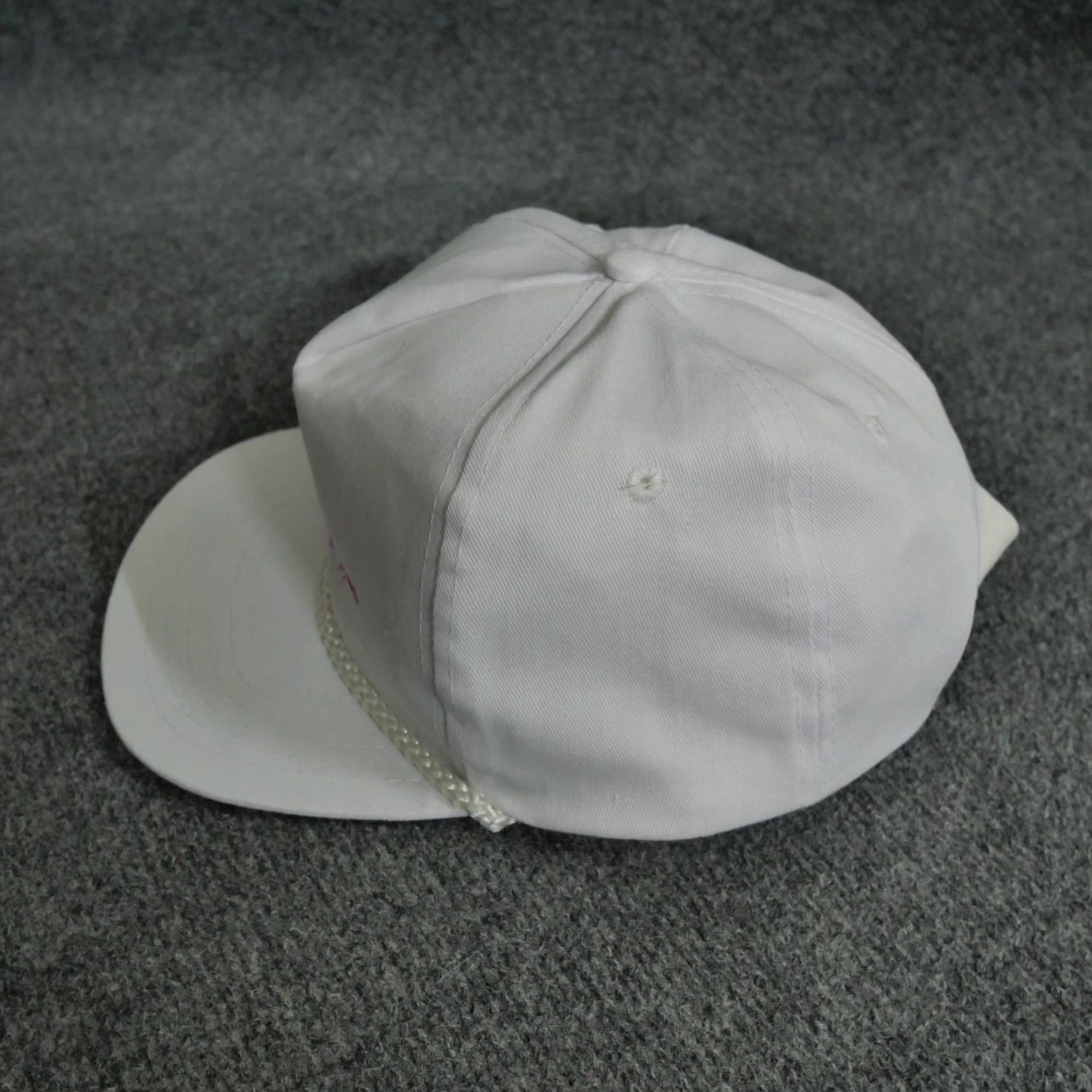 Vintage VINTAGE Sunshine Biscuits Hat Adult White Pink Logo Snap Back Mens 90s Size ONE SIZE - 4 Thumbnail