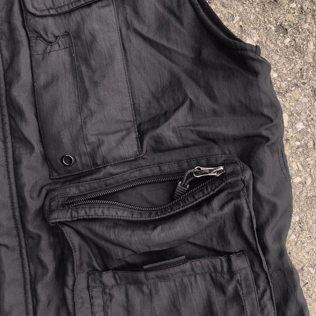 Gap × Vintage Vintage 00s Gap fleece lined cargo Utility vest Sz M Size US M / EU 48-50 / 2 - 5 Thumbnail