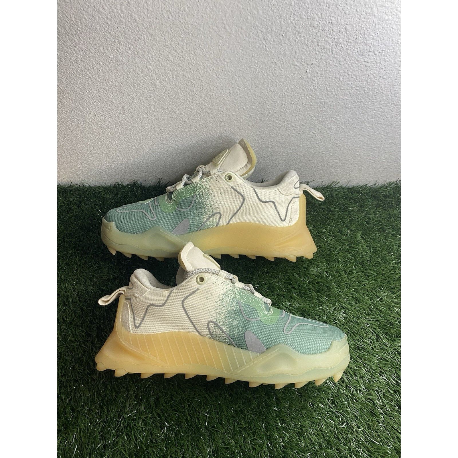 Off-White Off-White ODSY-1000 “Green Cream Colorblock” | Size 44 EU Size US 11 / EU 44 - 4 Thumbnail