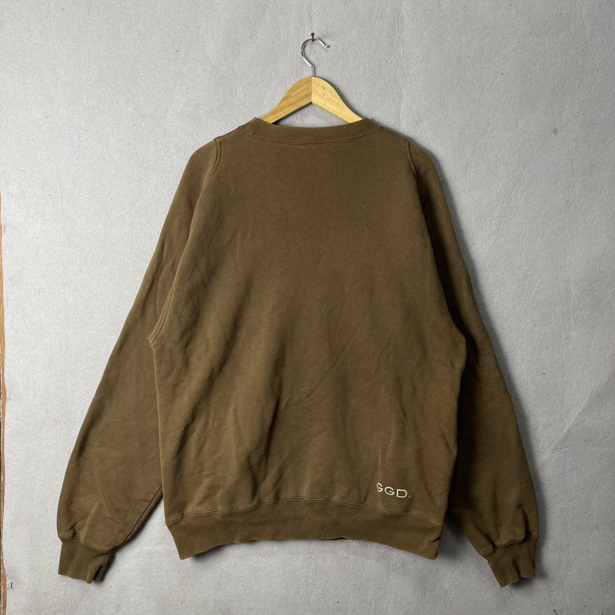 Japanese Brand Early 2000s GGD Japanese Brand Logo Crewneck Sweatshirt Size US XL / EU 56 / 4 - 7 Thumbnail
