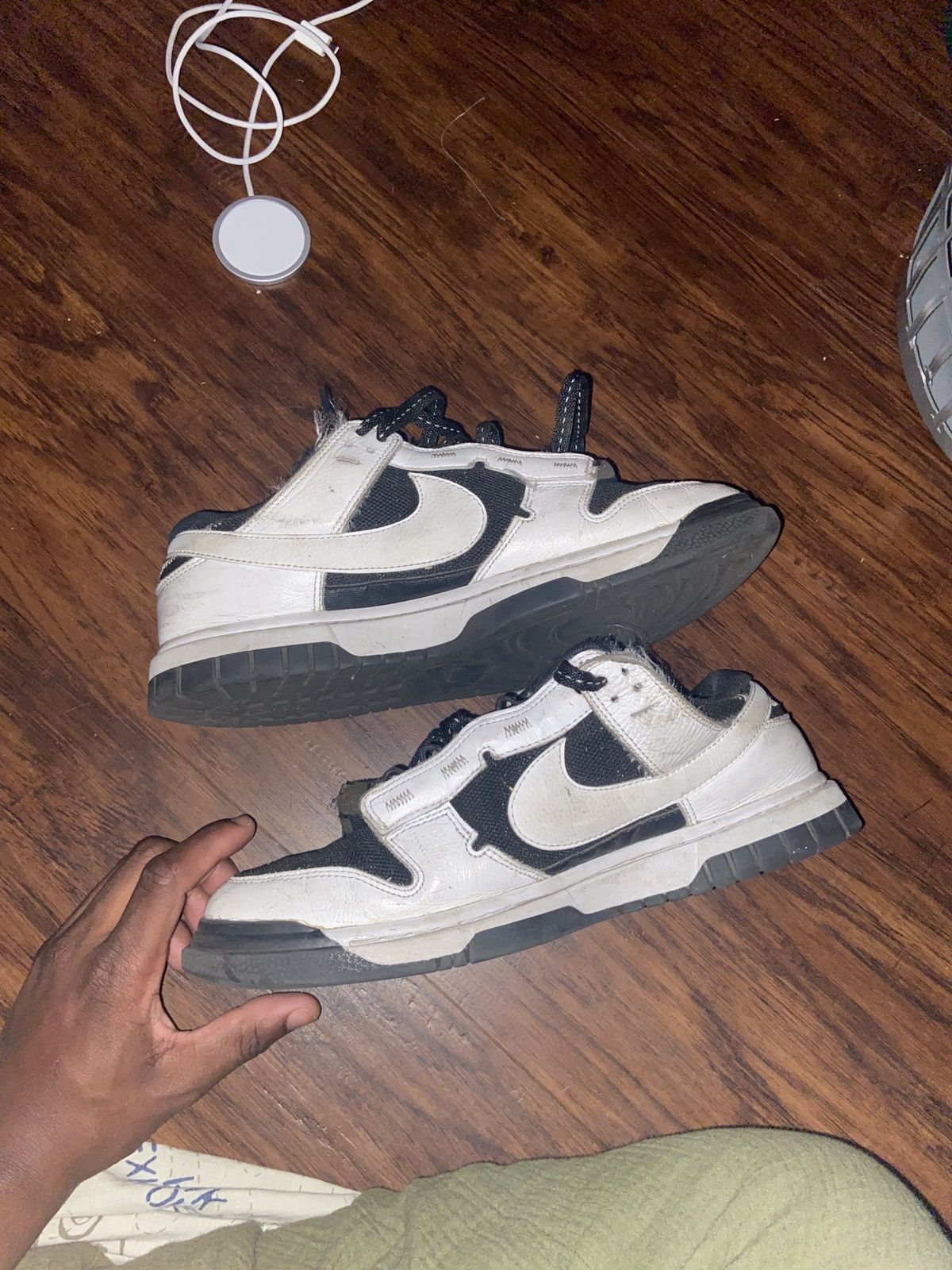 Nike Nike White Black Dunks Size US 9.5 / EU 42-43 - 1 Thumbnail