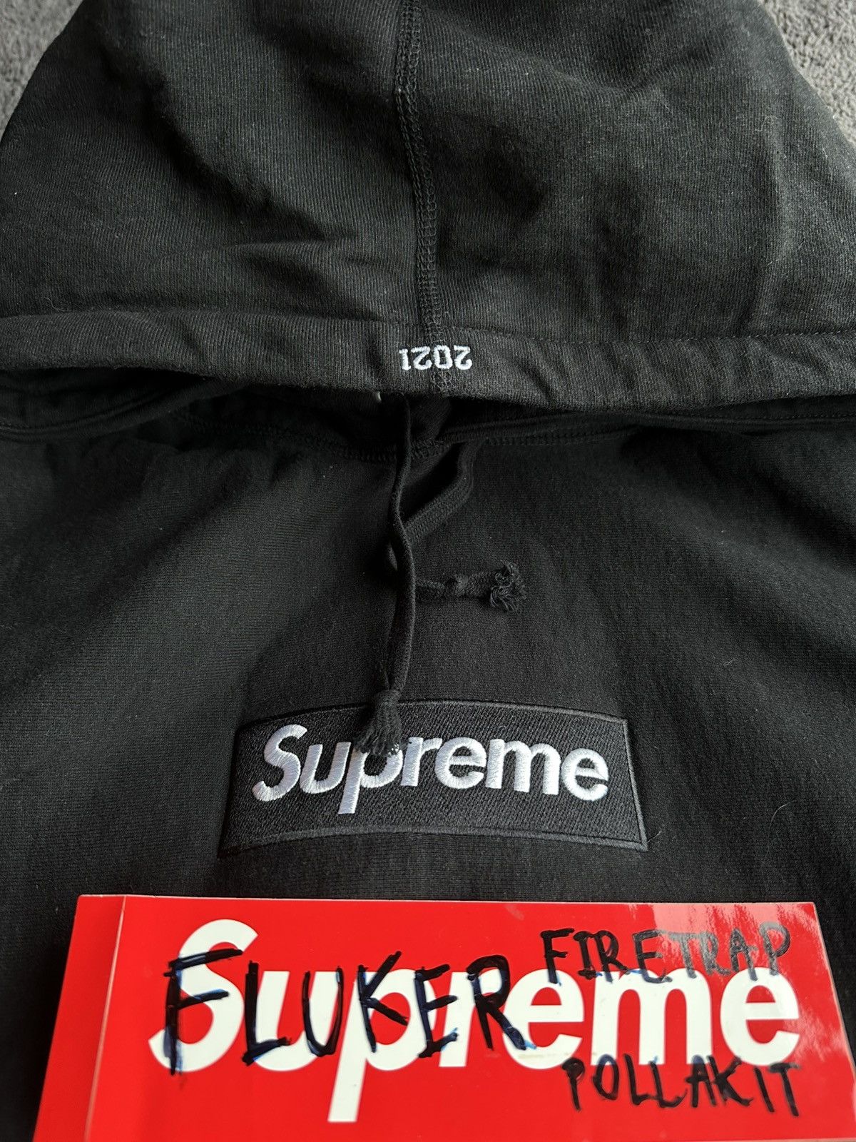 Supreme Supreme Black Bogo 2021 Hoodie used 9/10 size XL Size US XL / EU 56 / 4 - 6 Thumbnail