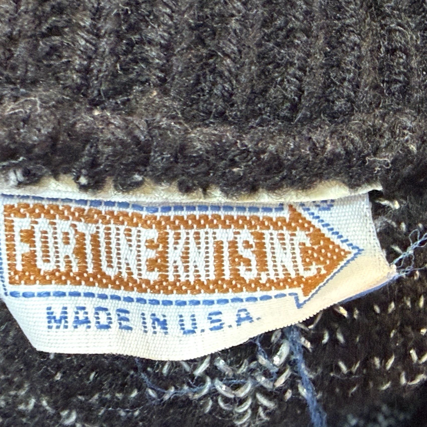 Vintage VINTAGE Fortune Knits Sweater Womens Sz Medium Black Silver Granny Core USA Pullover Crew Neck Long Sleeve Size M / US 6-8 / IT 42-44 - 6 Thumbnail