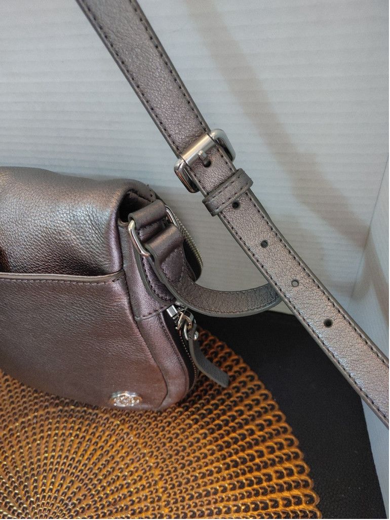Vince Camuto Vince Camuto Bailey Leather Crossbody Size ONE SIZE - 4 Thumbnail