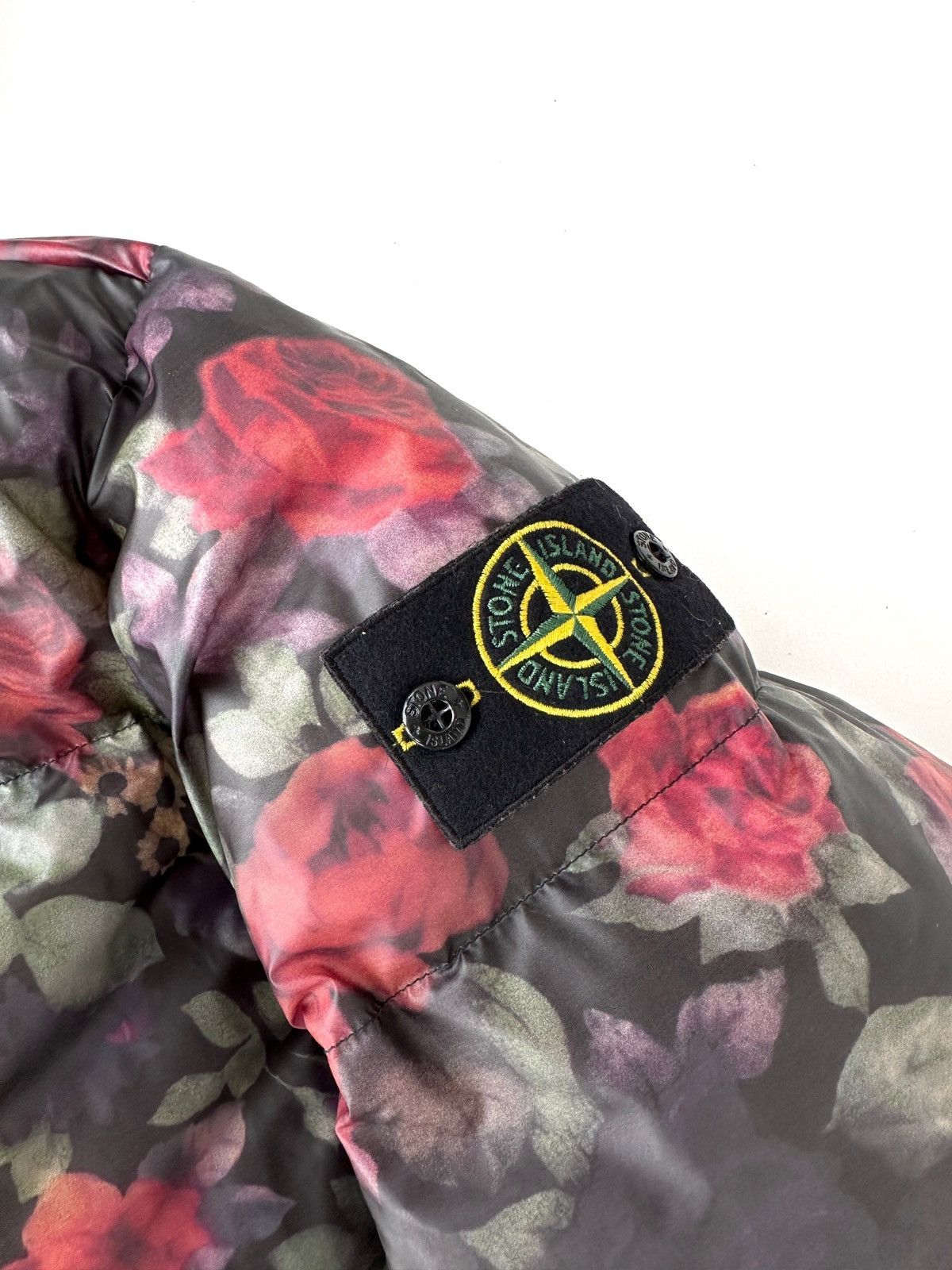 Stone Island × Supreme Stone Island x Supreme Lamy Cover Stampato Puffy Jacket Size US XL / EU 56 / 4 - 4 Thumbnail