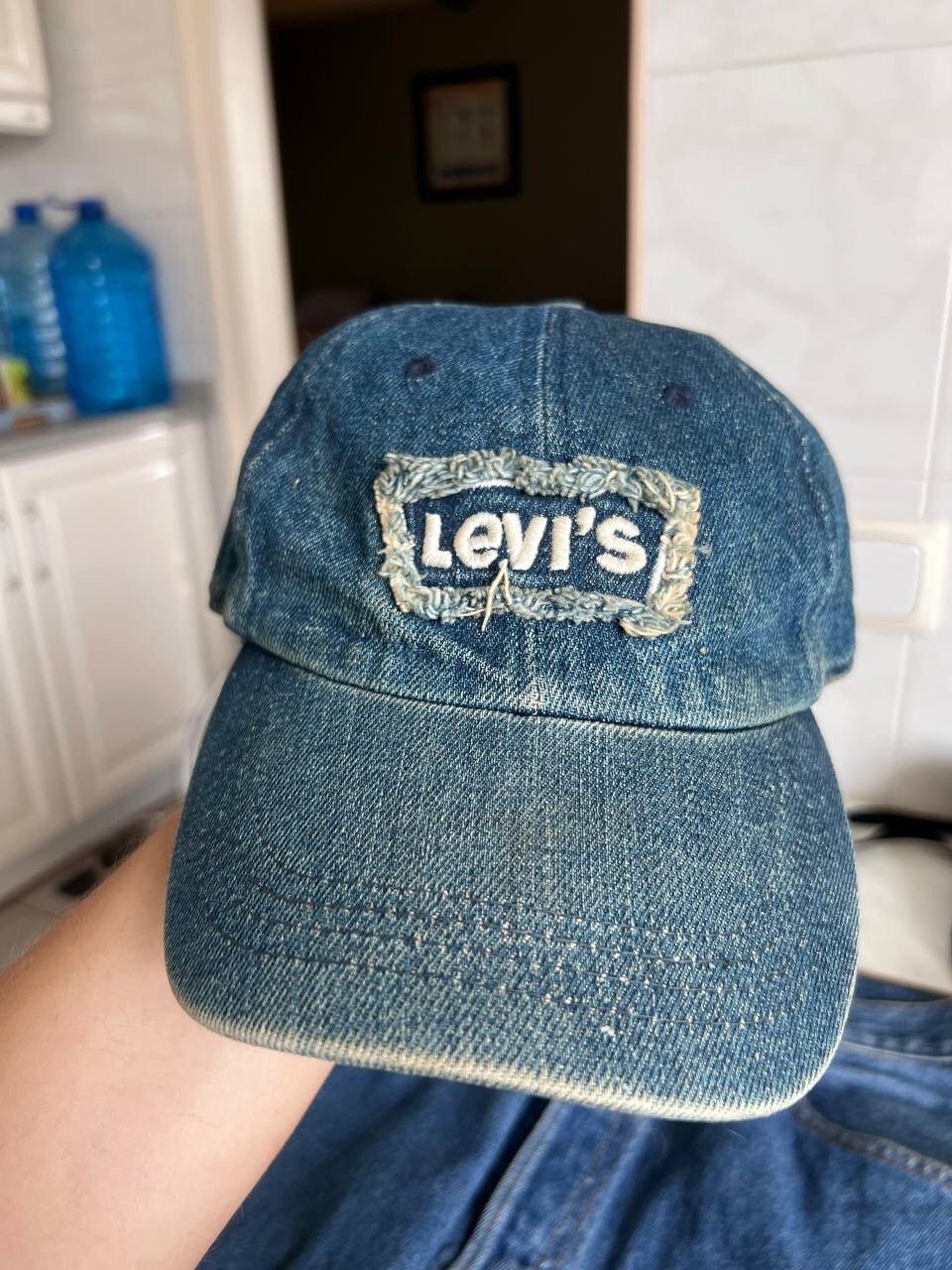 Vintage Vintage 90s US Style Denim Levis Washed Cap Size ONE SIZE - 1 Thumbnail