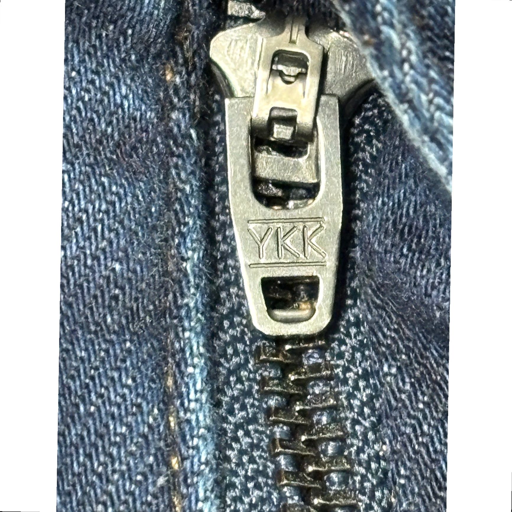 Vintage KUT from the Kloth Charlize High Rise Cigarette Leg Jeans Dark Wash Size 8 W32 L26 Women Denim Stretch Distressed Pockets Zipper Button Slim Ankle Size 30" / US 8 / IT 44 - 3 Thumbnail