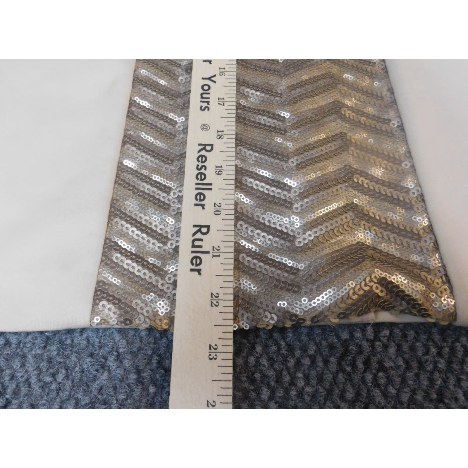 Vintage New York and Company Skirt Womens 8 Beige A-Line Zip Short Casual Knit Polyester Pockets Zipper Mid Rise Regular Length US American Sports Vintage No Size 30" / US 8 / IT 44 - 6 Thumbnail