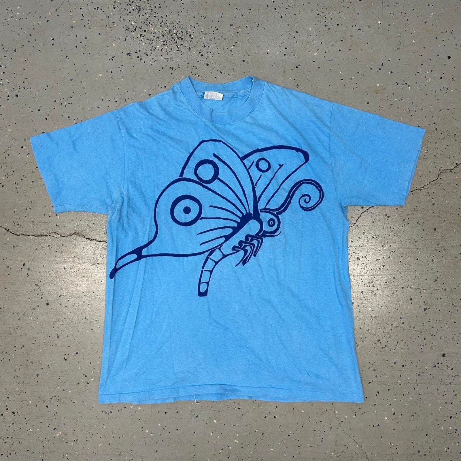 Hanes VTG 80s Hanes blue butterfly graphic t-shirt Size XL / US 12-14 / IT 48-50 - 1 Thumbnail