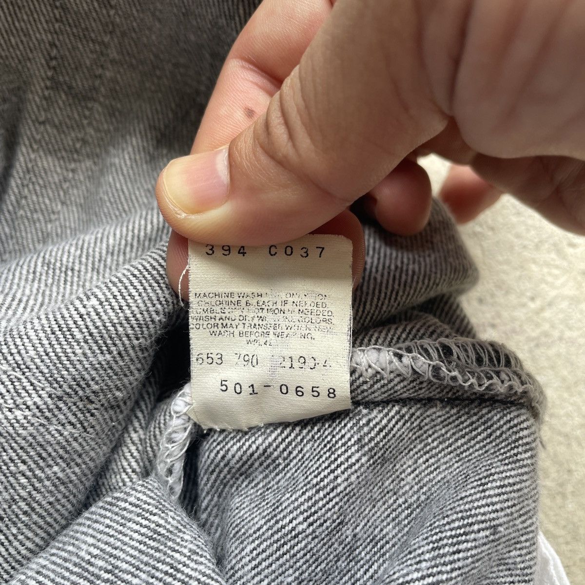 Levi's Vintage Clothing 90s Vintage Levi’s 501 USA Black Faded Jeans Pants W34x29 Size US 34 / EU 50 - 8 Thumbnail