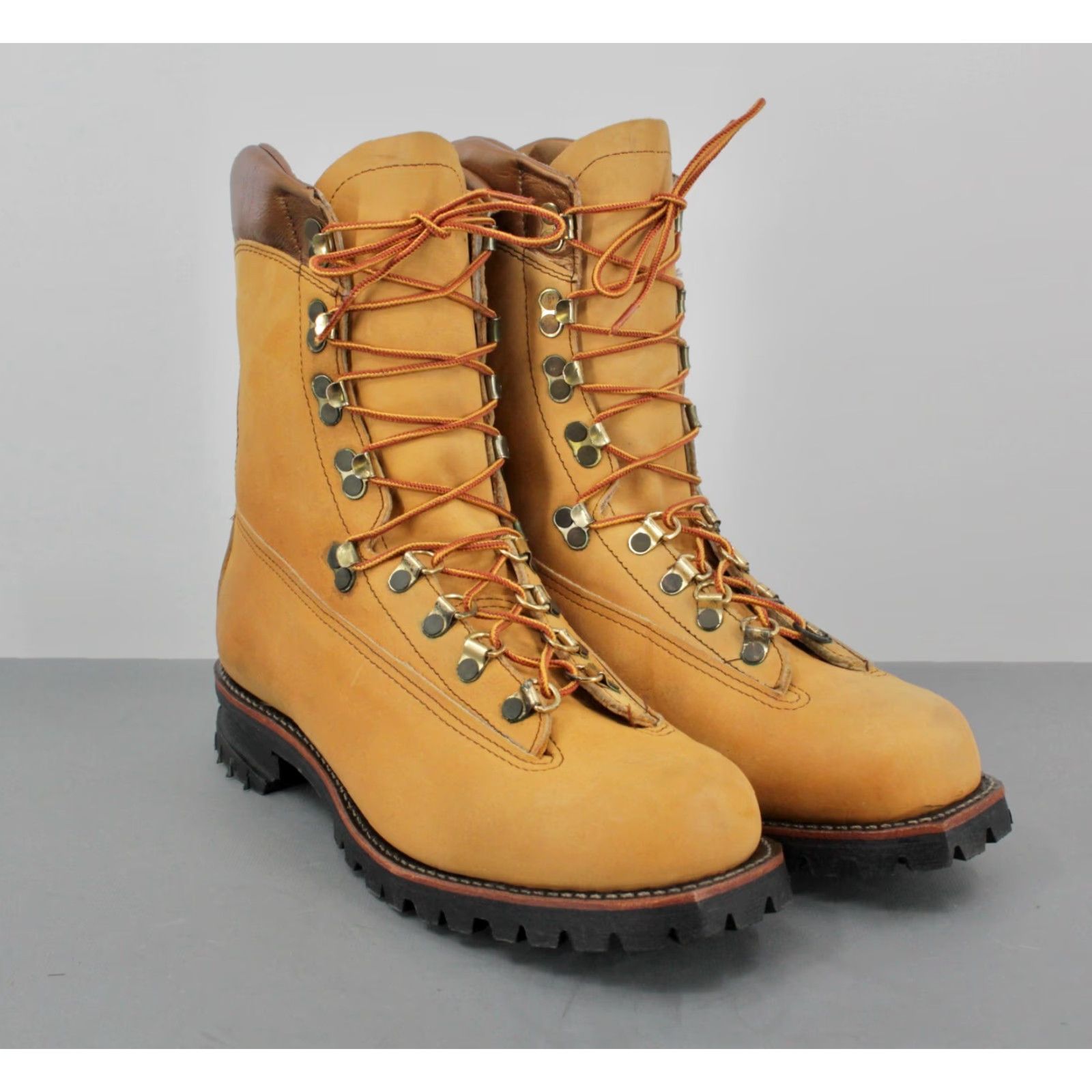 Mason's VINTAGE Mason Boots Mens 70s Leather Hiking Tan Brown 9.5 C 70s Vibram Sole Shoes Mens Size US 10 / EU 43 - 2 Thumbnail