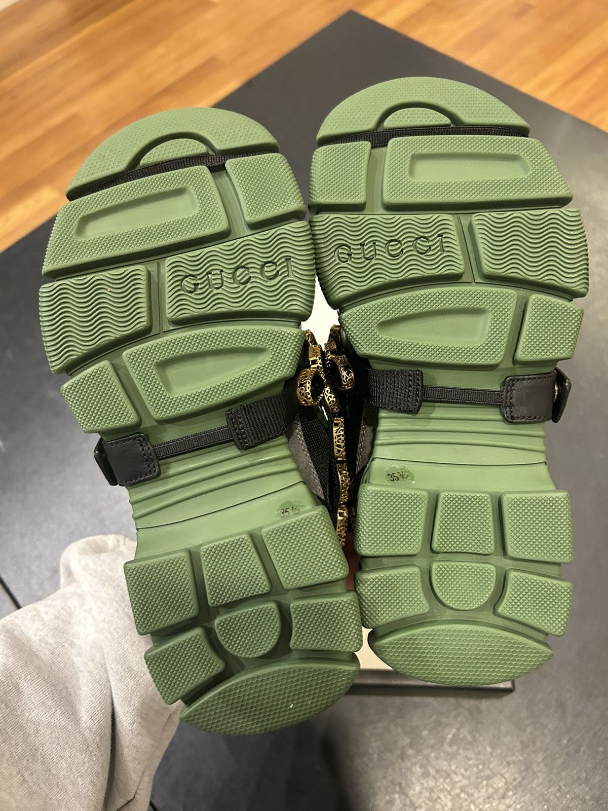 Gucci Gucci Flashtrek ‘SEGA Green w/Removable Crystals’ Size US 5.5 / IT 35.5 - 5 Thumbnail